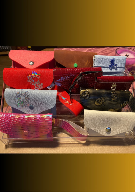 Kleine Geldtaschen fürs Handgelenk